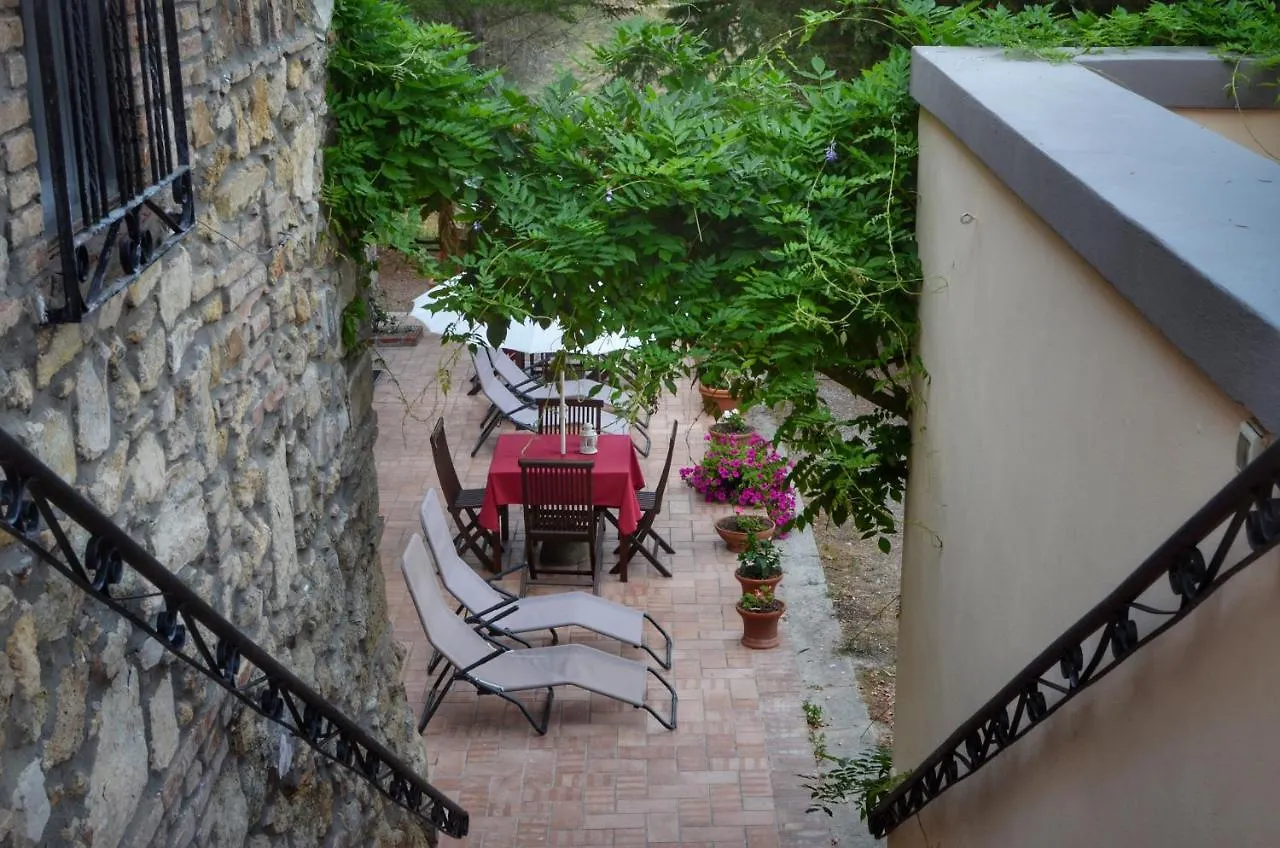 Villa Terre della Rinascita Castelnuovo della Misericordia 0*,  Italia